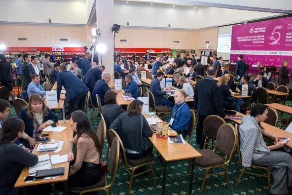 Sala degli incontri B2B tra fornitori e buyer della GDO